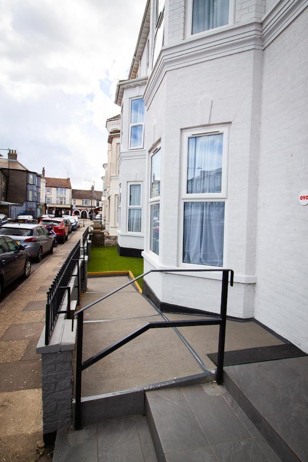 Oyo Studiotel Gy - Modern Hotel Apartments Great Yarmouth Exterior photo